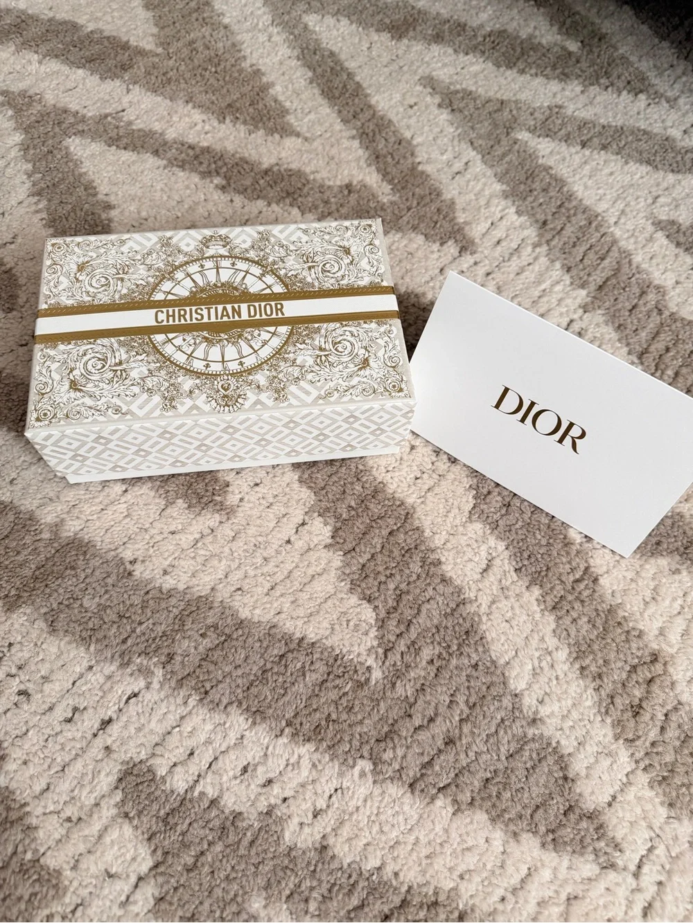 3/$15 Dior Beauty Holiday 2024 Gift Box - White & Gold
